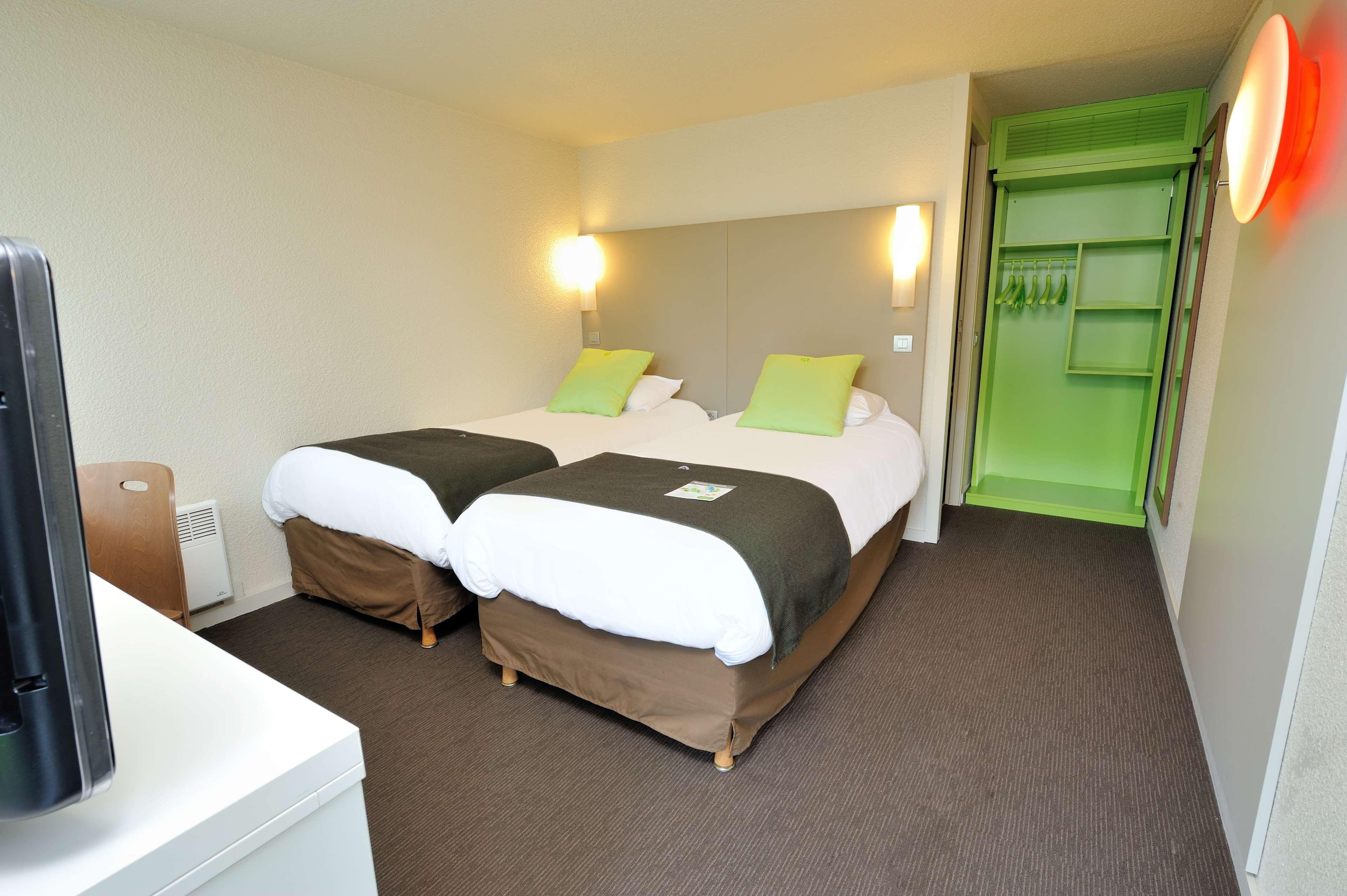Campanile Hotel Бове Экстерьер фото